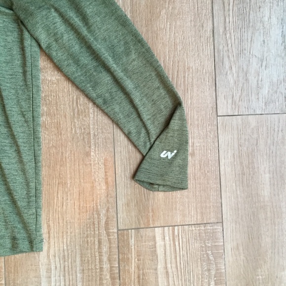 Men’s Forest Green 🌲Active Quick-Dry Long Sleeve - Picture 3 of 6